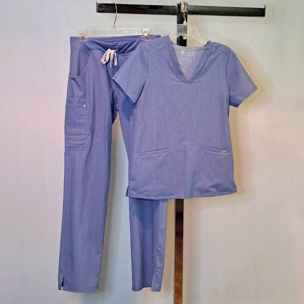Figs Scrub Set